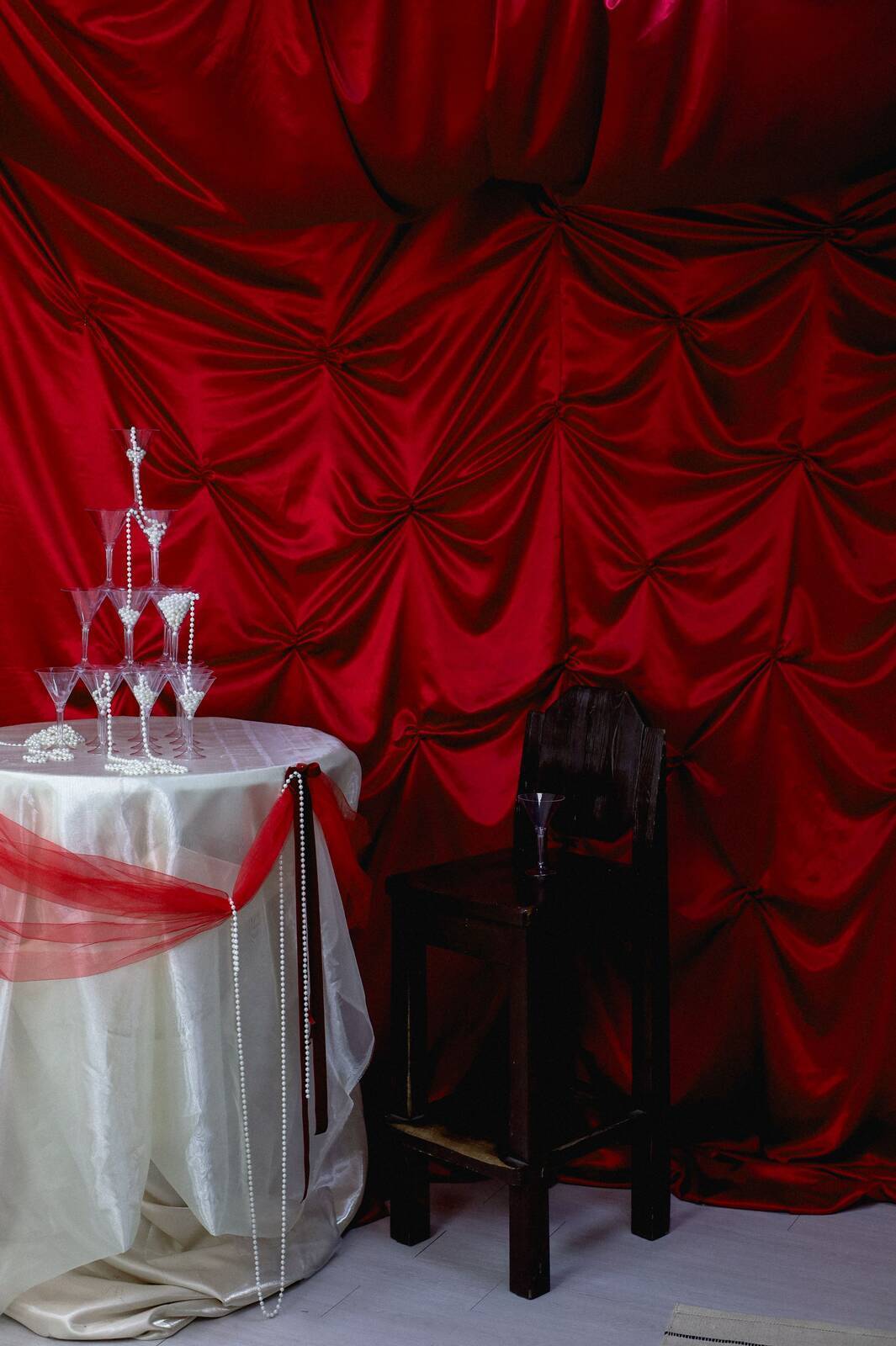 Тотал Red - интерьер